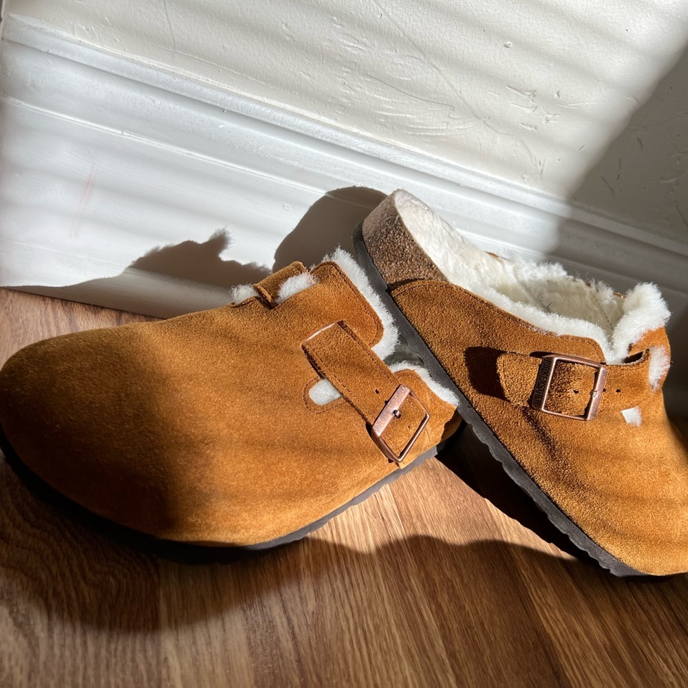 BIRKENSTOCK BOSTON SHEARLING